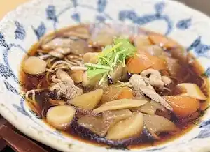 いなたや 丸の内パレスビル店「けんちん蕎麦」好評発売中
